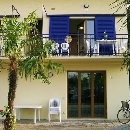 Apartments In Peschiera Del Garda 22097 Exterior photo
