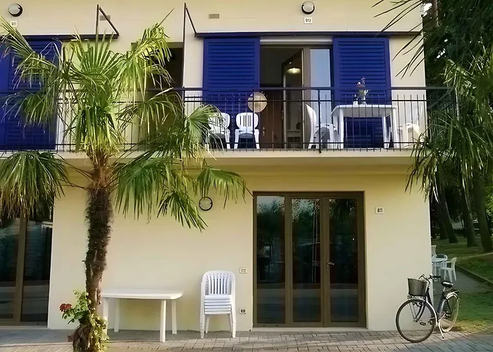 Apartments In Peschiera Del Garda 22097